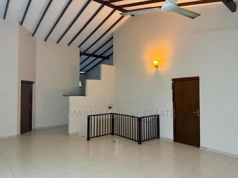 2 Story Valuable House Ratmalana