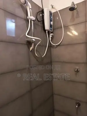 Oval View Apartment for Rent Colombo 8 - REF 44
