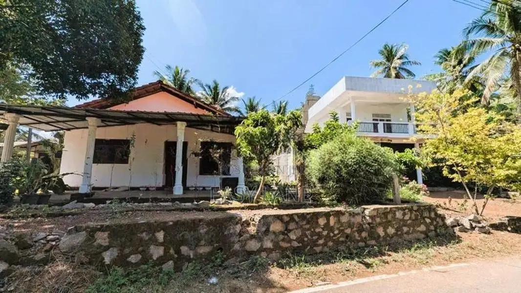 Naiwala House with Land for Sale
