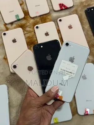 Apple iPhone 8 i phone (Used)
