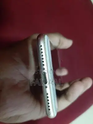 Apple iPhone 8 (Used)