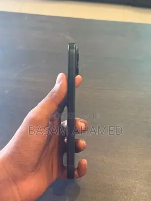 Apple iPhone 15 Black (Used)