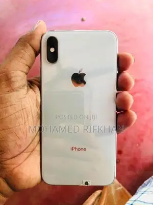 Apple iPhone XS (Used)