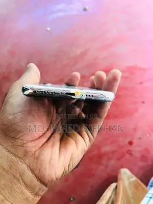 Apple iPhone XS (Used)