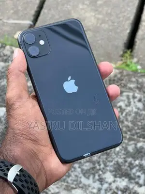 Apple iPhone 11 128GB (Used)