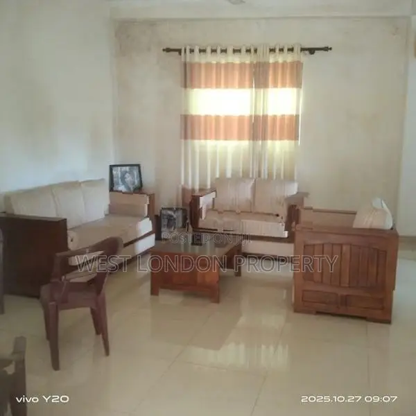3 Story Residential House for Sale – Pannipitiya