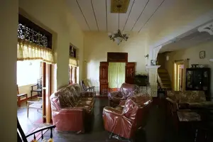 Land with House for Sale In Padukka, Pahalabope