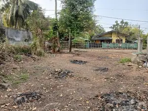Prime Land with a House in Homagama
