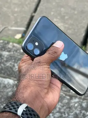 Apple iPhone 11 128GB (Used)