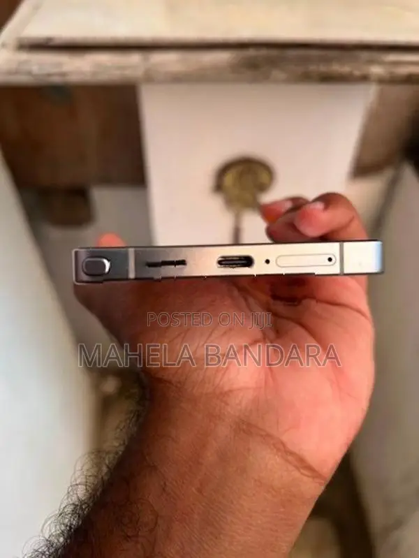 Samsung Galaxy S25 Ultra (Used)