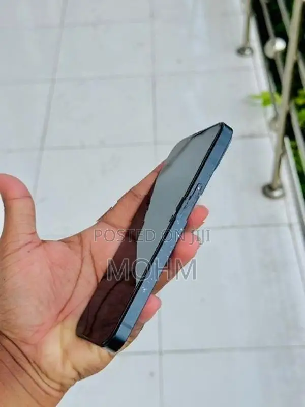 Apple iPhone 13 128gb (Used)