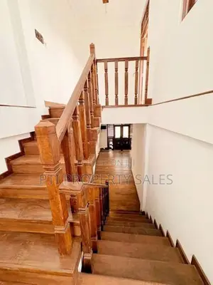 Brand-New Two-Story Luxury Residence – Kahathuduwa,