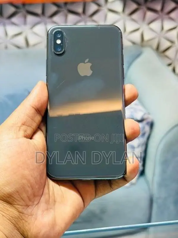 Apple iPhone X 64GB (Used)