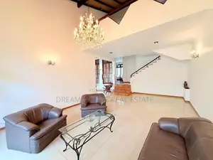 Elegantly Designed Luxury House for Sale – Bordering Colombo 05