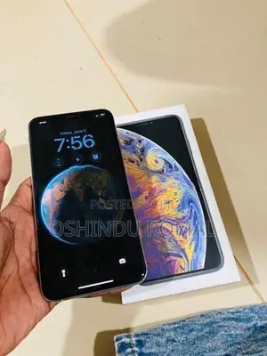 Apple iPhone XS (Used)