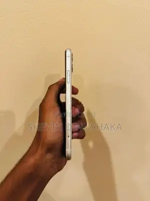 Apple iPhone 11 (Used)