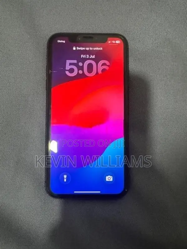 Apple iPhone 11 (Used)