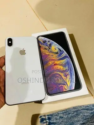 Apple iPhone XS (Used)