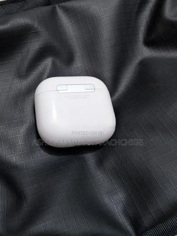 Airpods 4
