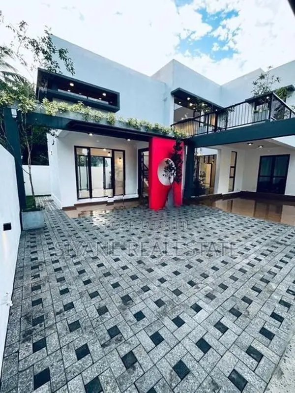 Beautiful Modern House for Sale in Kaduwela
