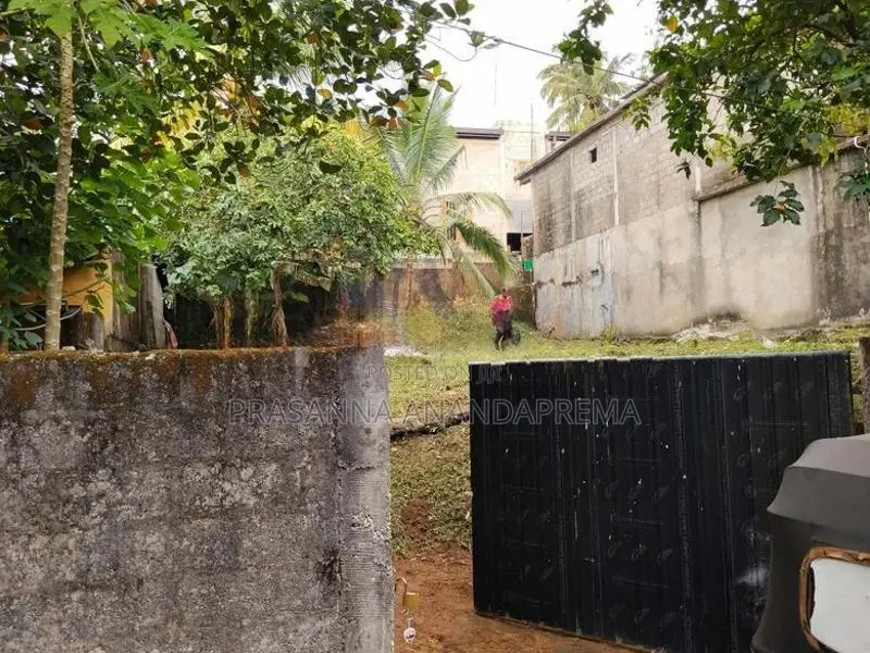 Land for Sale in Malabe