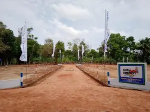 අනුරාධපුර නගරයට කිට්ටුවෙන් සින්නක්කර බිම් කොටස්