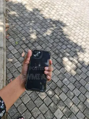 Apple iPhone 15 (Used)