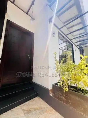 Beautiful Modern Luxury Brand New House for Sale in Kesbewa