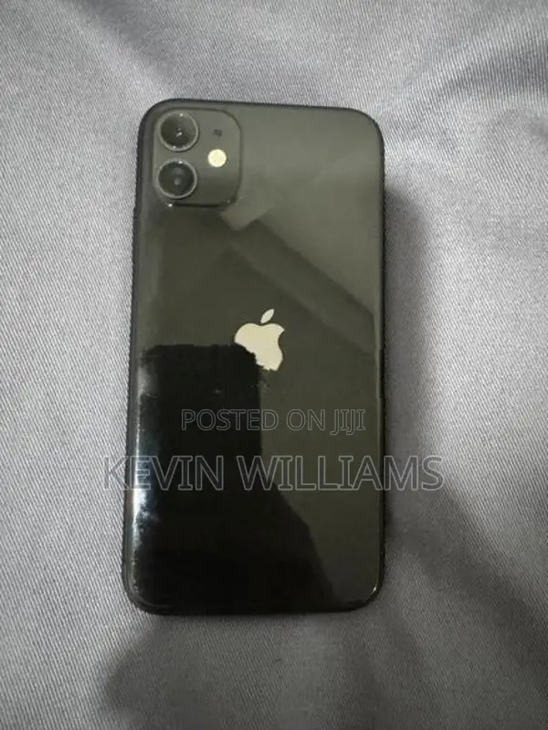 Apple iPhone 11 (Used)