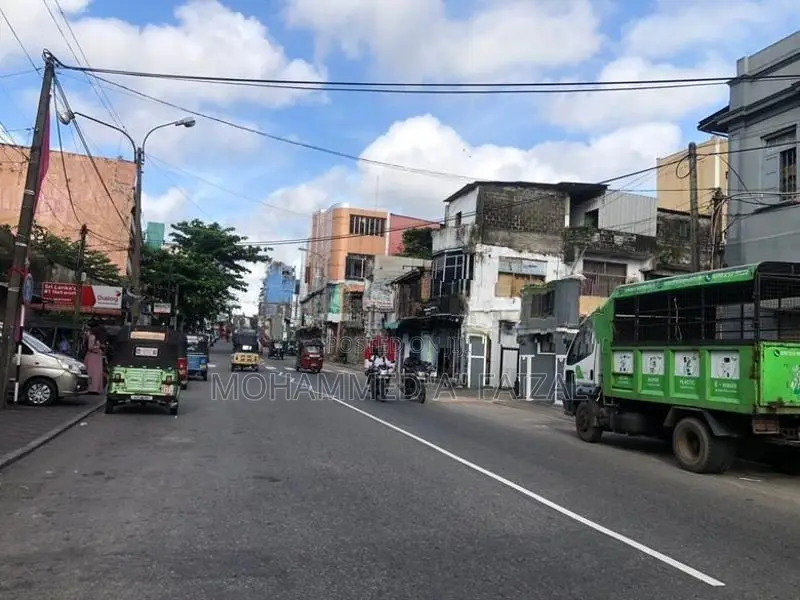 Warehouse Store For Rent in Grandpas Road Colombo.14
