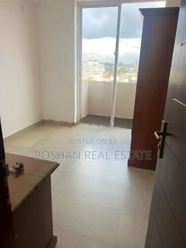 LUXURY SEMI FURNISHED APARTMENT FOR RENT COLOMBO 6 WELLAWATTA ZA2668