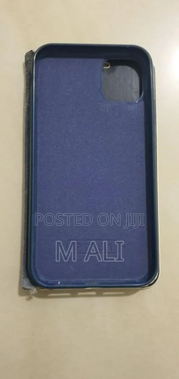 Apple iPhone 11 (Used)