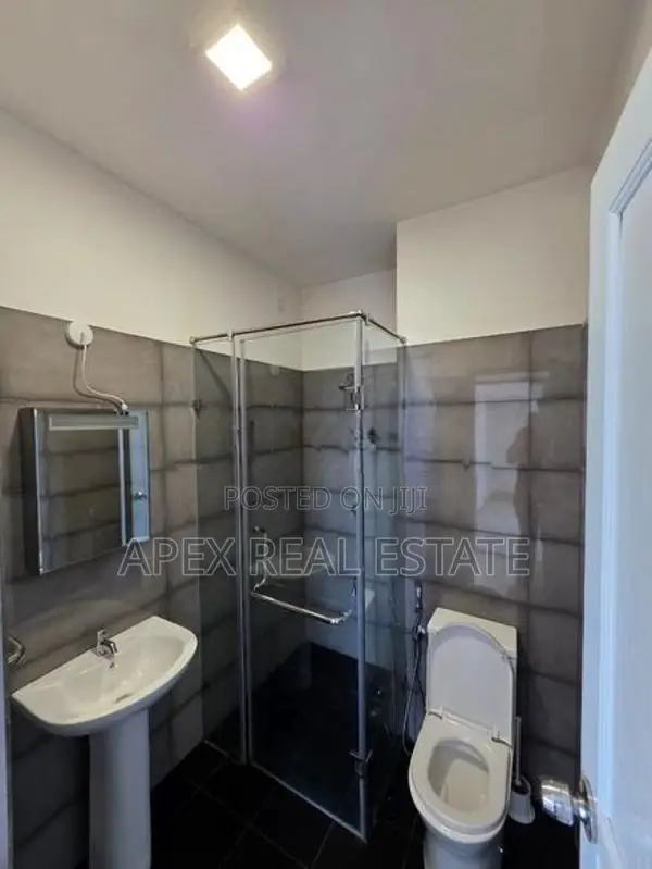 Two Bedroom Furnished Apartment for Rent in Oval View Colombo 8