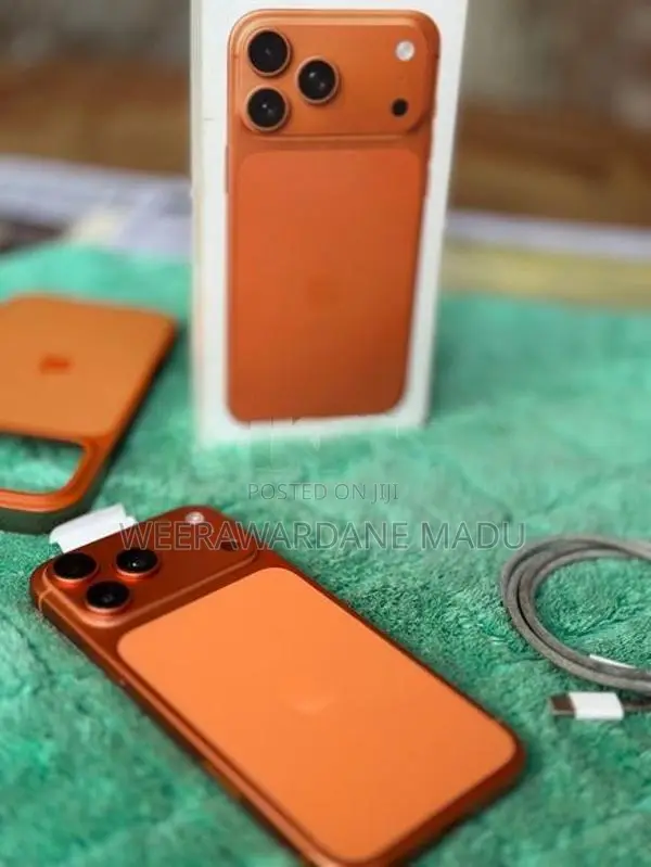 Apple iPhone 17 Pro Max 256GB (Used)