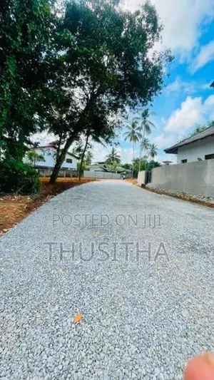 Precious Land Plot for Sale in Gamapaha