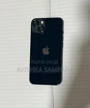 Apple iPhone 13 (Used)