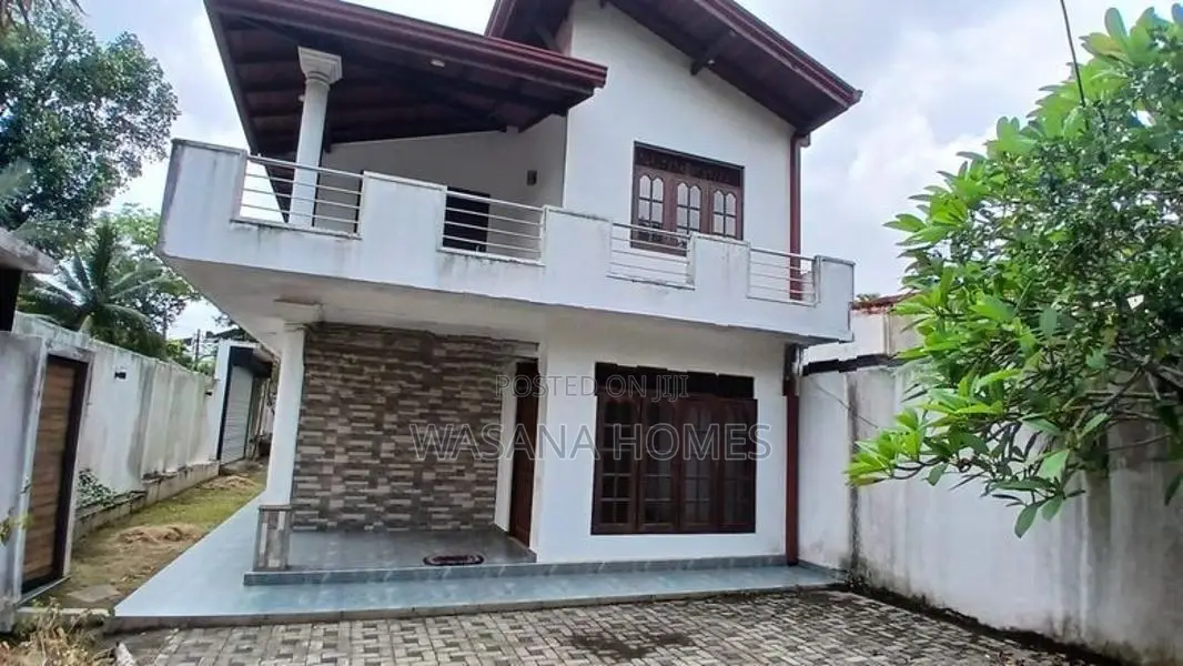 High Residential House for Sale Boralasgamuwa
