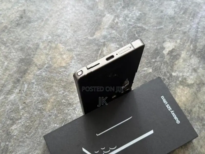 Samsung Galaxy S25 Ultra 12/256GB (Used)