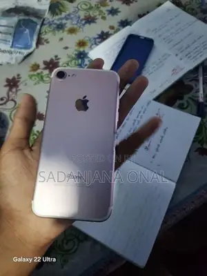 Apple iPhone 7 128GB (Used)