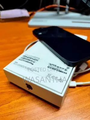 Apple iPhone 13 128GB (Used)