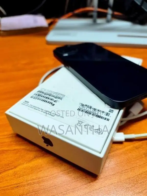 Apple iPhone 13 128GB (Used)