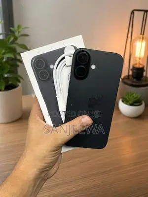 Apple iPhone 16 (Used)
