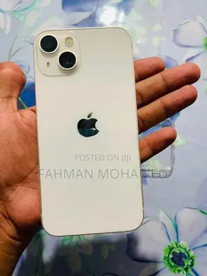 Apple iPhone 13 (Used)