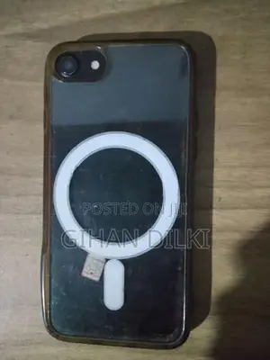 Apple iPhone 7 (Used)