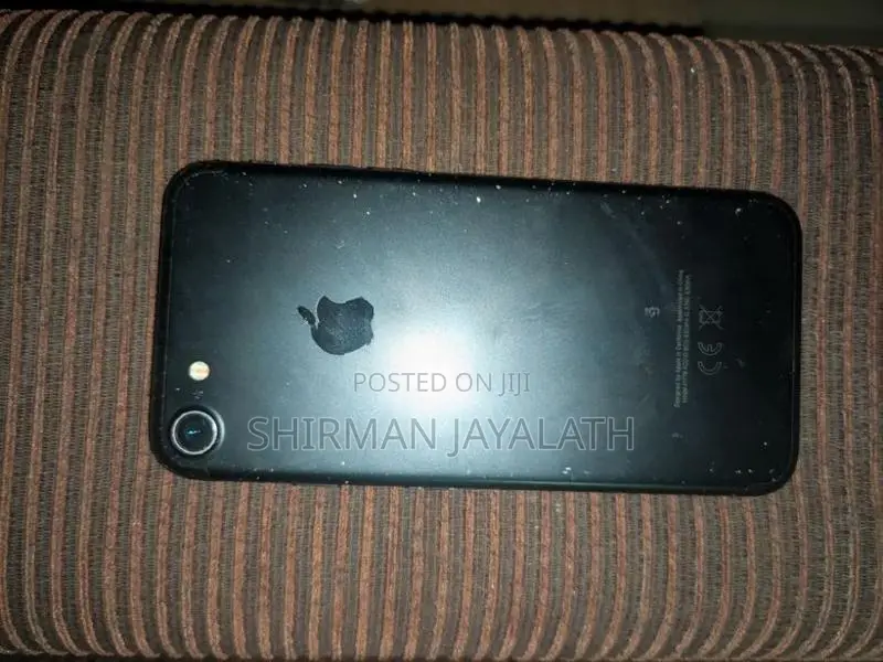 Apple iPhone 7 (Used)