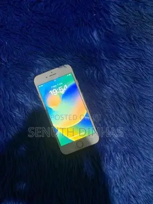 Apple iPhone 8 (Used)