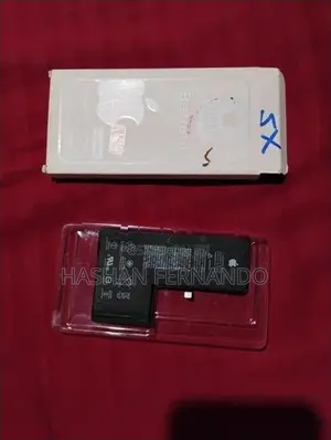 Apple iPhone XS 64GB (Used)