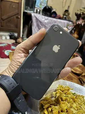 Apple iPhone 8 64GB (Used)