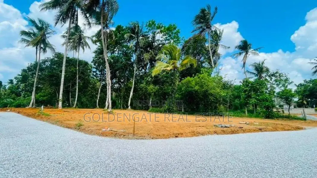 Yakkala Land for Sale