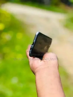 Apple iPhone 8 (Used)